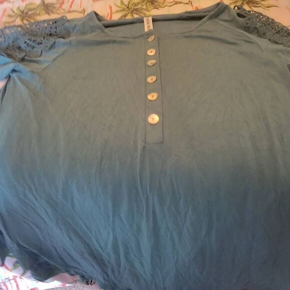 Zenana Premium Women's Long Sleeve Turquoise Embroidered Sleeve Half Button Top - Picture 7 of 7